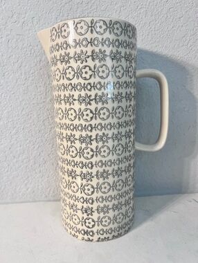 Bloomingville Floral Stoneware Pitcher Black & Cream Scandinavian Nordic Design